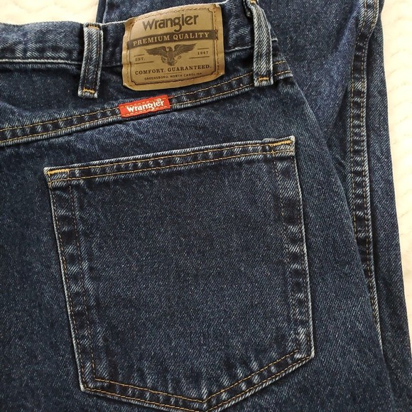Wrangler Regular Fit Straight Leg Mens 38x30 Denim Bluejeans Dark Wash 100% Cott - Picture 8 of 11